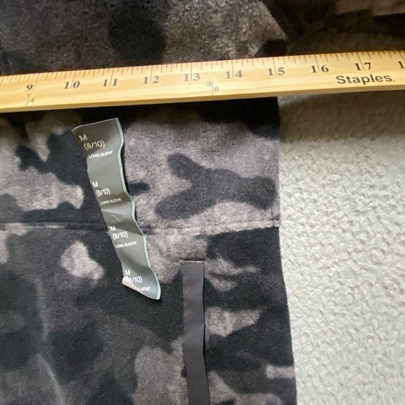 Boy’s All in Motion GREY CAMO 1/4 Zip Hoodie Sweatshirt Fleece Medium New - Picture 8 of 8